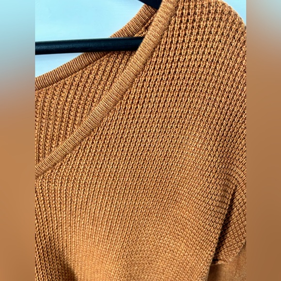 Lululemon knit sweater - Picture 2 of 16